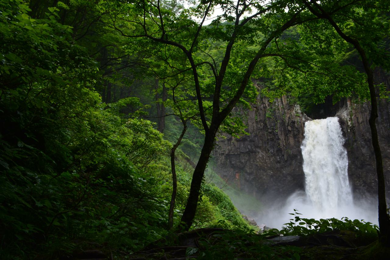 Naena Falls —&nbsp;苗名滝